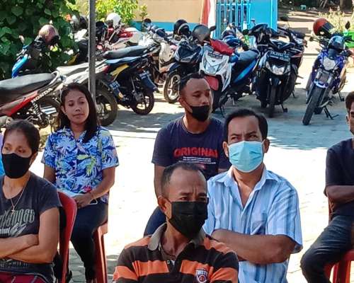 4.	BERSAMA KETUA YAPENKRIS DAN KETUA KOMITE SMP KRISTEN ENDE